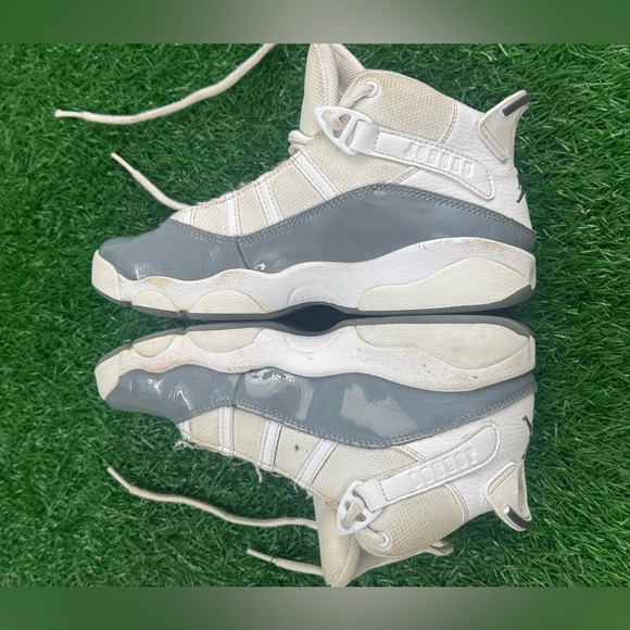 Jordan Other - Jordan 6 Rings
White Cool Grey (PS) Size 3Y